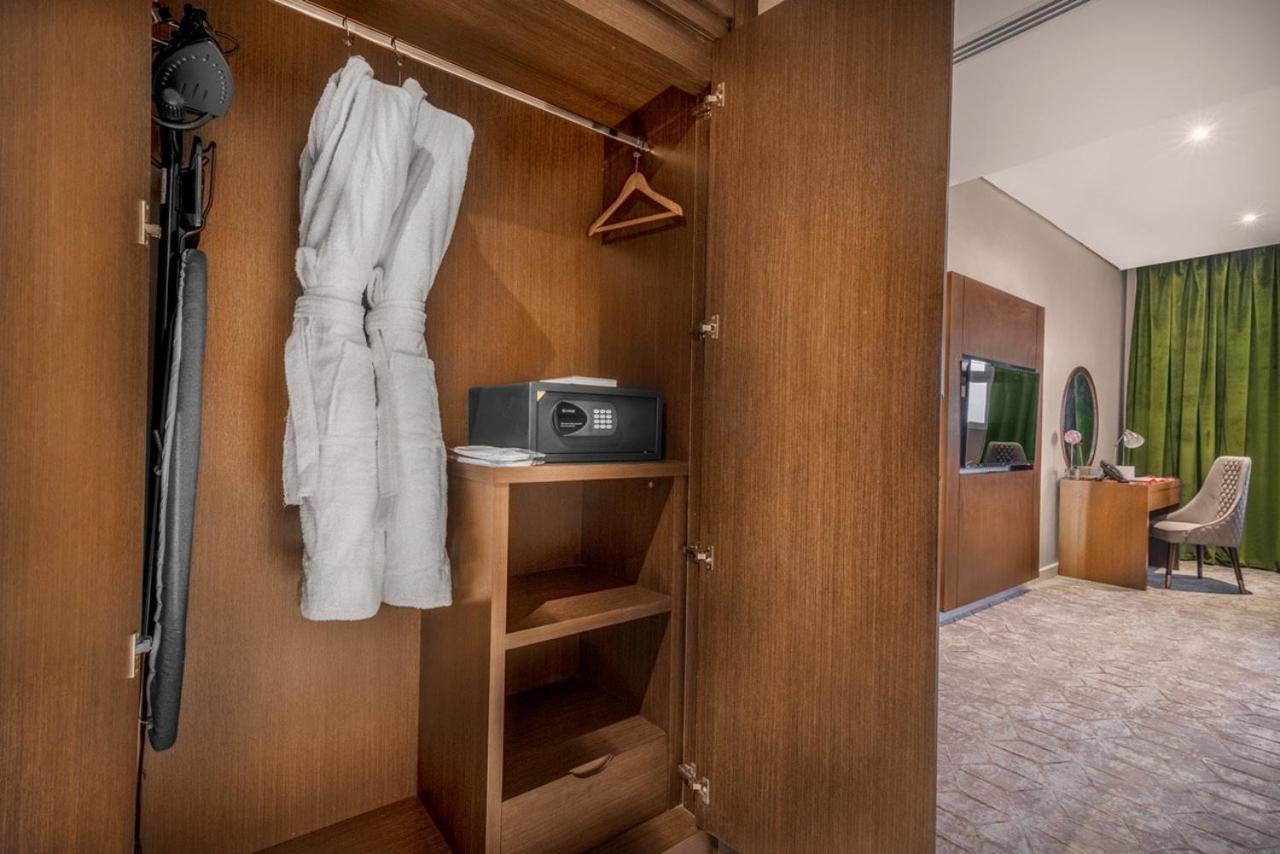 Suknai Royal Hotel ハーイル エクステリア 写真